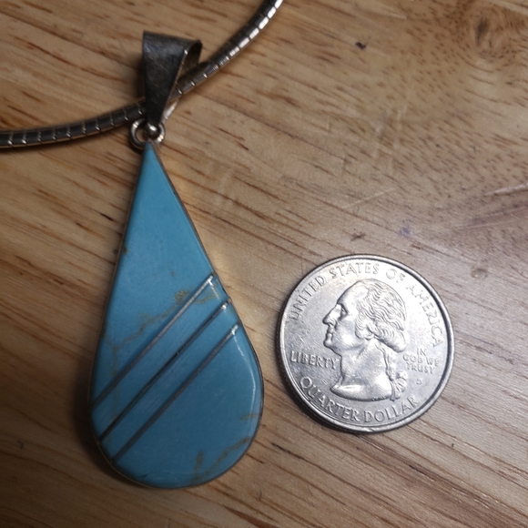 Turquoise necklace and earrings set- - Picture 3 of 6